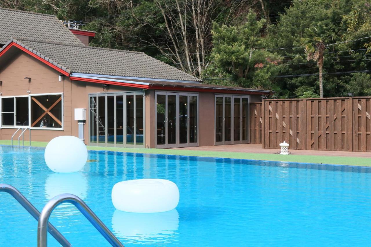 Amis Droles Hotel Kawazu Buitenkant foto