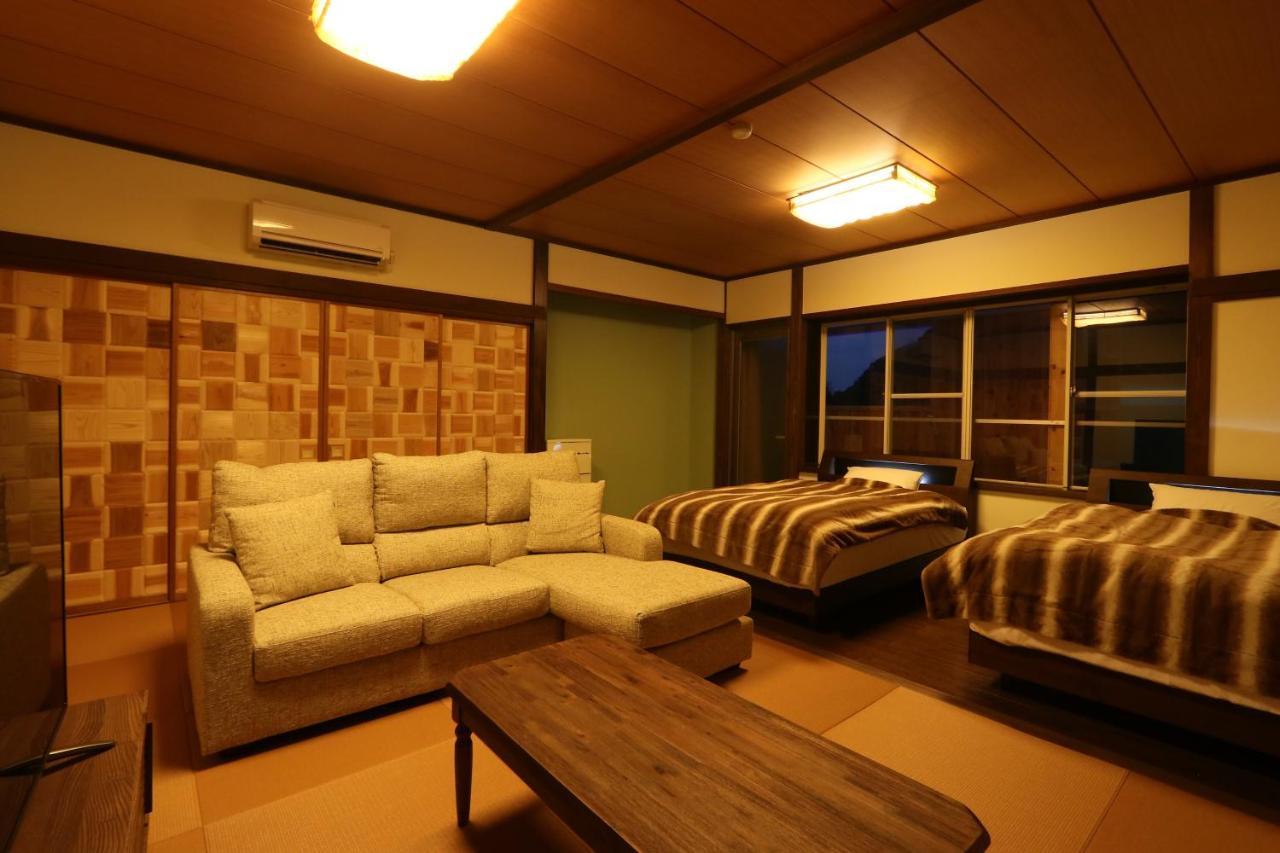 Amis Droles Hotel Kawazu Buitenkant foto